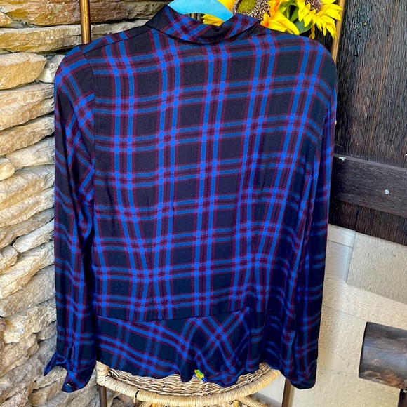 Cabi blouse size M - Picture 3 of 4